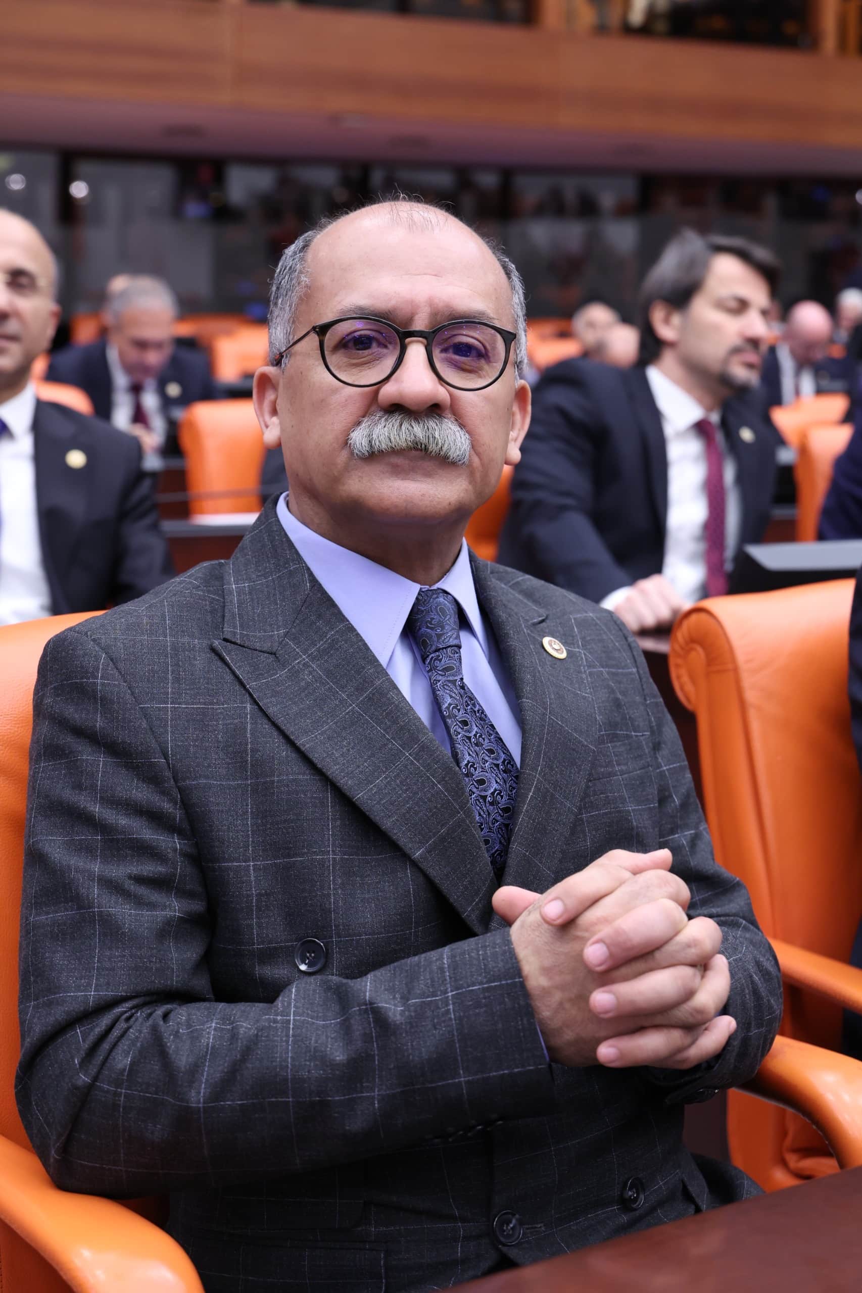 Arslan: “Bu, kamusal sağlık sisteminin ve Cumhuriyetin birikimlerinin tasfiyesidir”