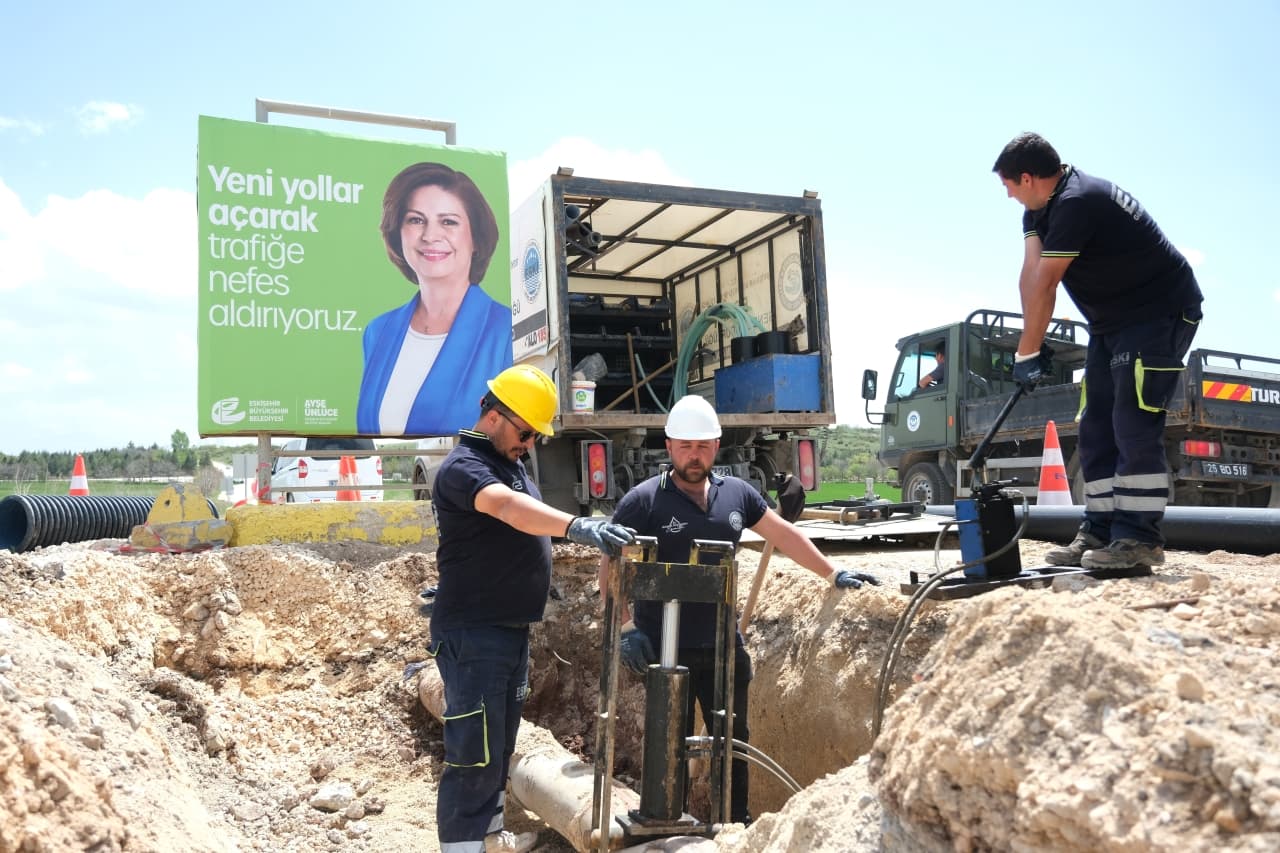 YAŞAR KEMAL CADDESİ’NE 2.8 KİLOMETRELİK İÇME SUYU HATTI