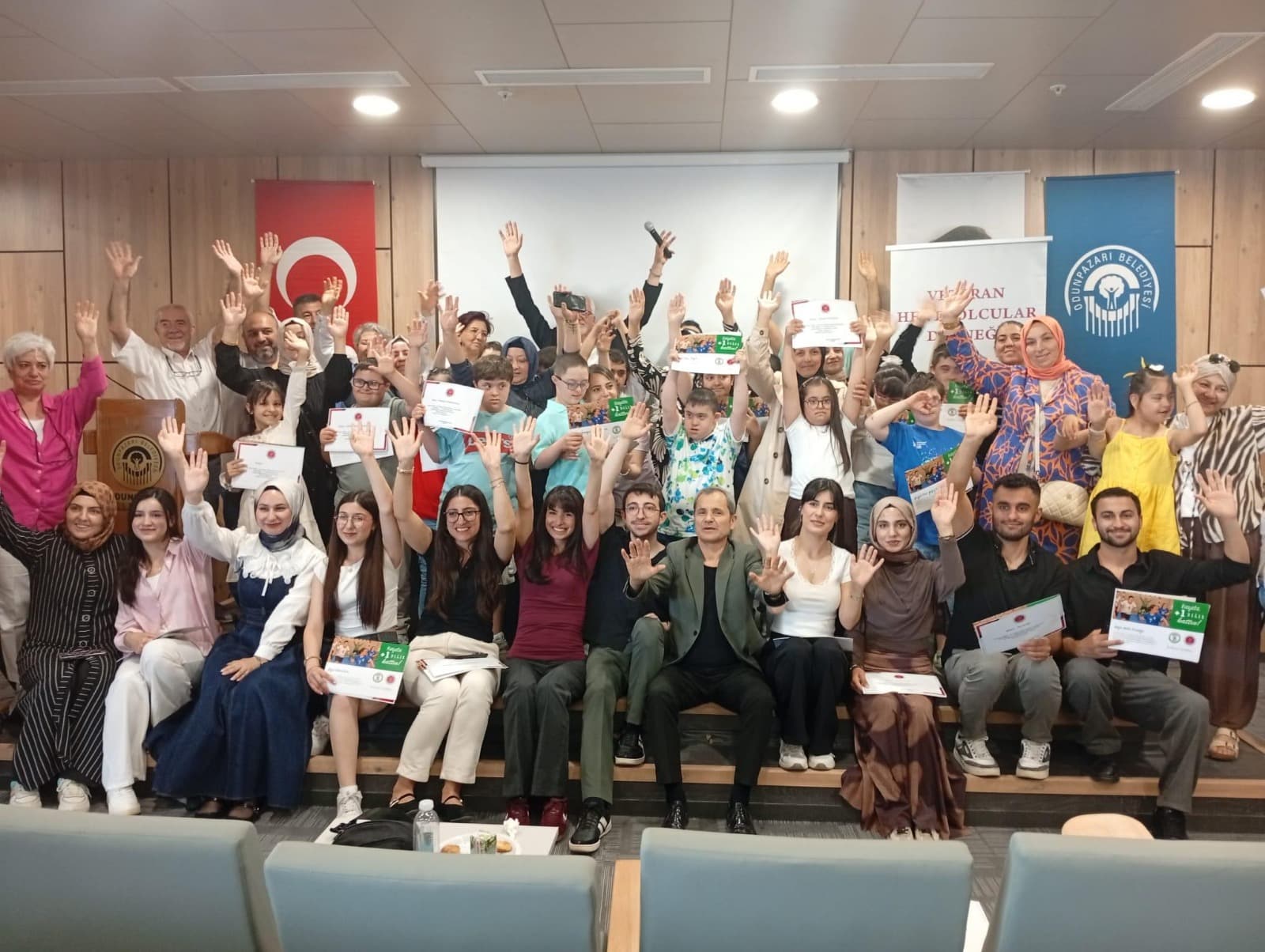 HENTBOLCULARDAN ANLAMLI SERTİFİKA TÖRENİ