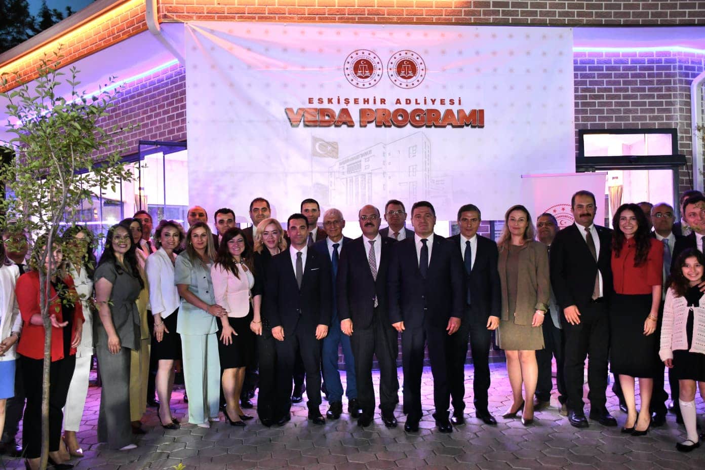 Eskişehir’in Çalışkan İsmi Kütahya Cumhuriyet Başsavcısı Oldu: Veda Yemeğinde Duygusal Anlar