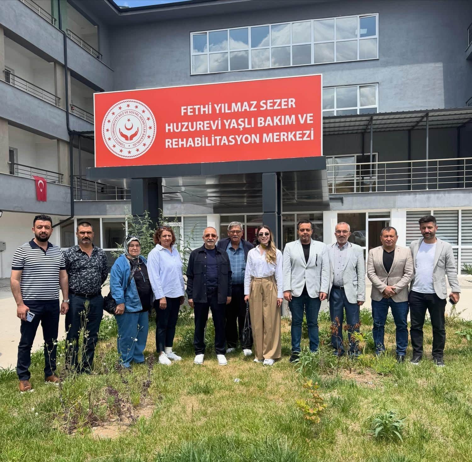 MHP TEPEBAŞI İLÇE TEŞKİLATINDAN HUZUREVİ ZİYARETİ